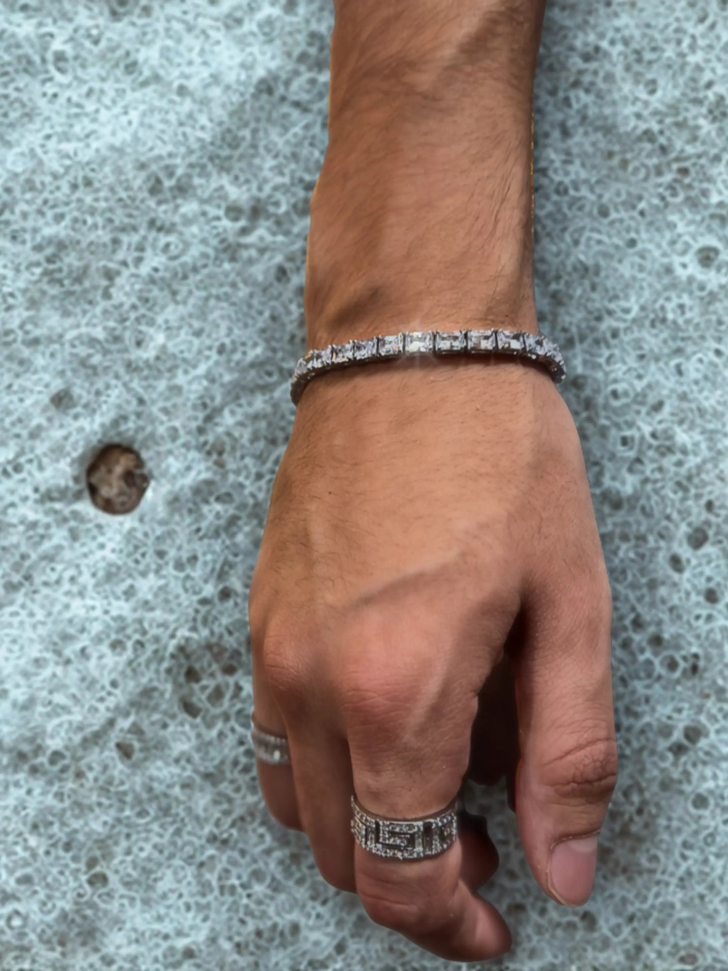 22DABE22® Square Cut Bracelet - 22DABE22®