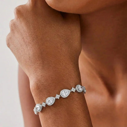 22DABE22® Star Drop Bracelet - 22DABE22®