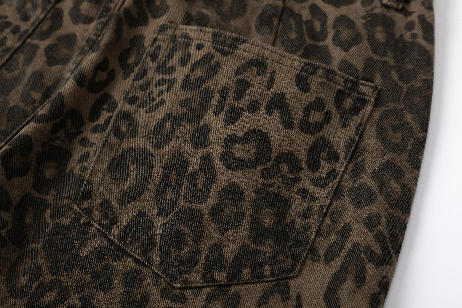 Leo Denim Jeans by 22DABE22® – Stylish streetwear jeans with unique design for modern urban fashion